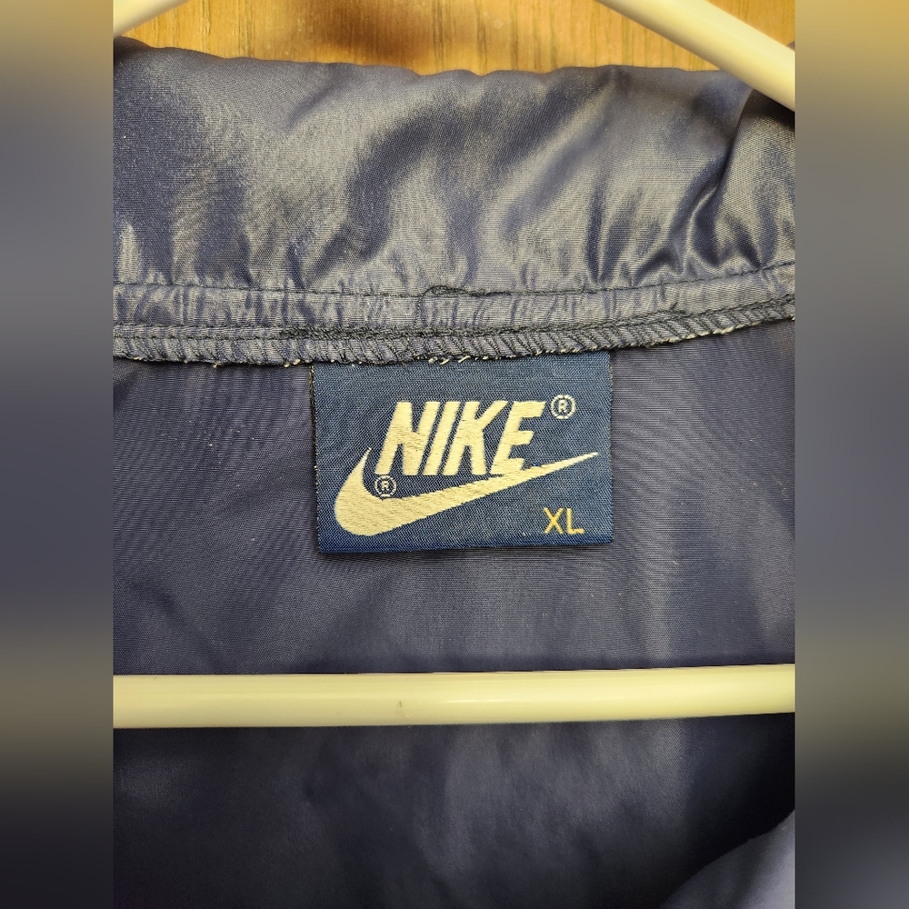 Nike Vintage Windbreaker Jacket - Navy, Red, Teal - Picture 6 of 10